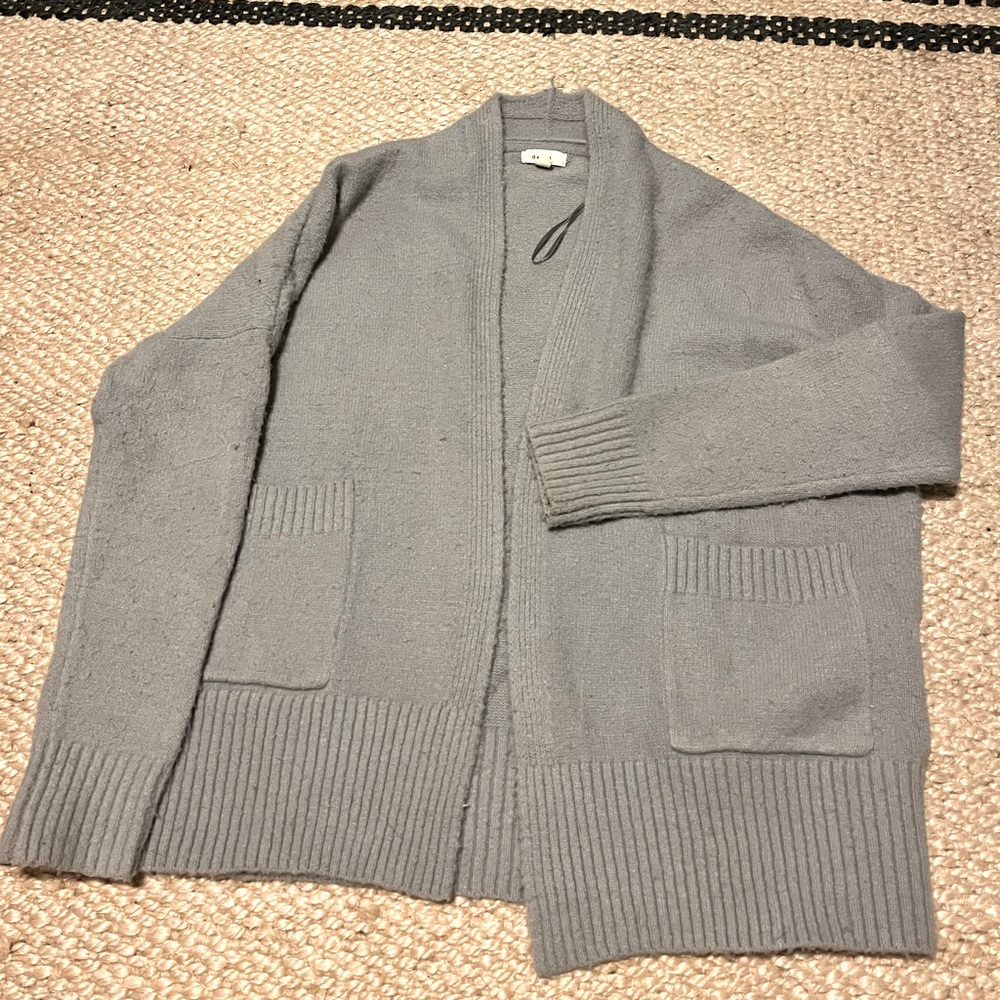 Cashmere gray cardigan